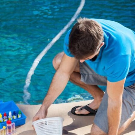 pool-cleaning-service-technician-east-texas-1-555x450-1